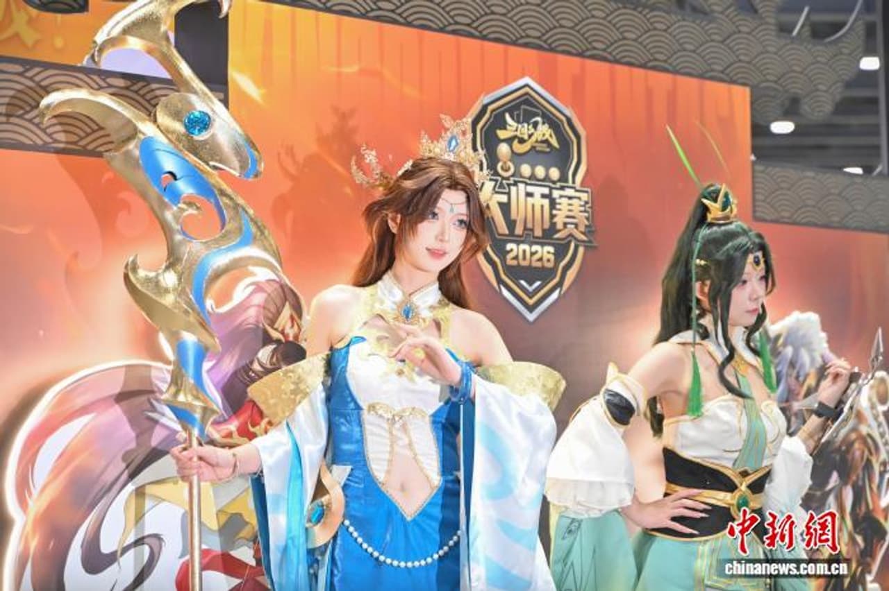 Personajes de cómic y cosplay durante el Festival Internacional del Cómic de Guangzhou.