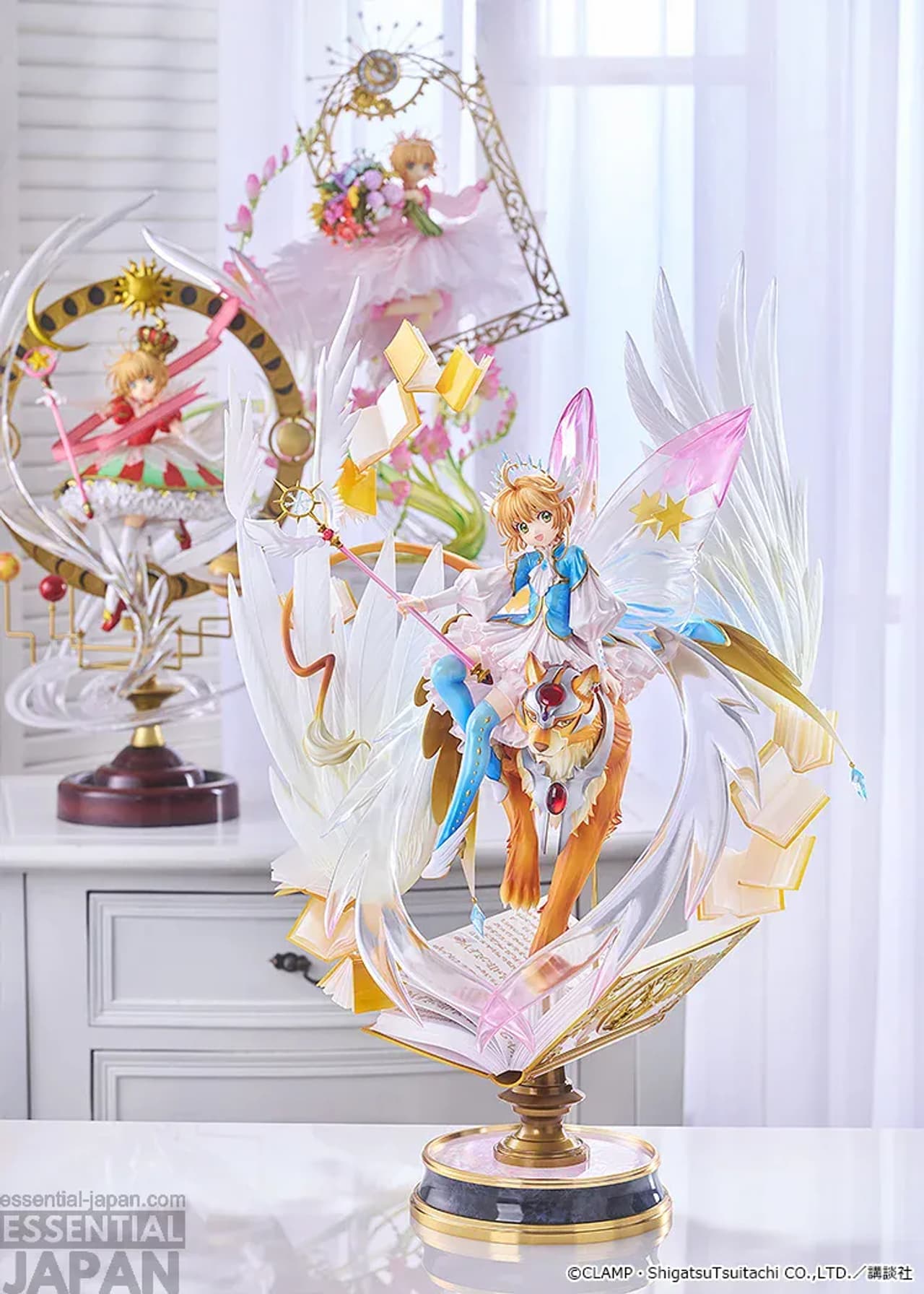 The G.S.Collection [SC] Sakura Kinomoto My First Sparkle figure recreates Sakura and Cerberus on an illuminated magic circle.